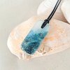 Oceaan - zee hanger ketting: handgemaakt blauw wit glazen zeesieraad, op zee geïnspireerd betekenisvol cadeau