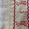 Rood toilettasje / etui van vintage band en kant