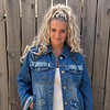 Soul Clean – One of a Kind Upcycled Denim Jasje met Cowgirl Artwork