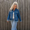 Soul Clean – One of a Kind Upcycled Denim Jasje met Cowgirl Artwork