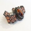Tijgeroog armband met handgeweven kralenband en Czech Ginkgo kralen