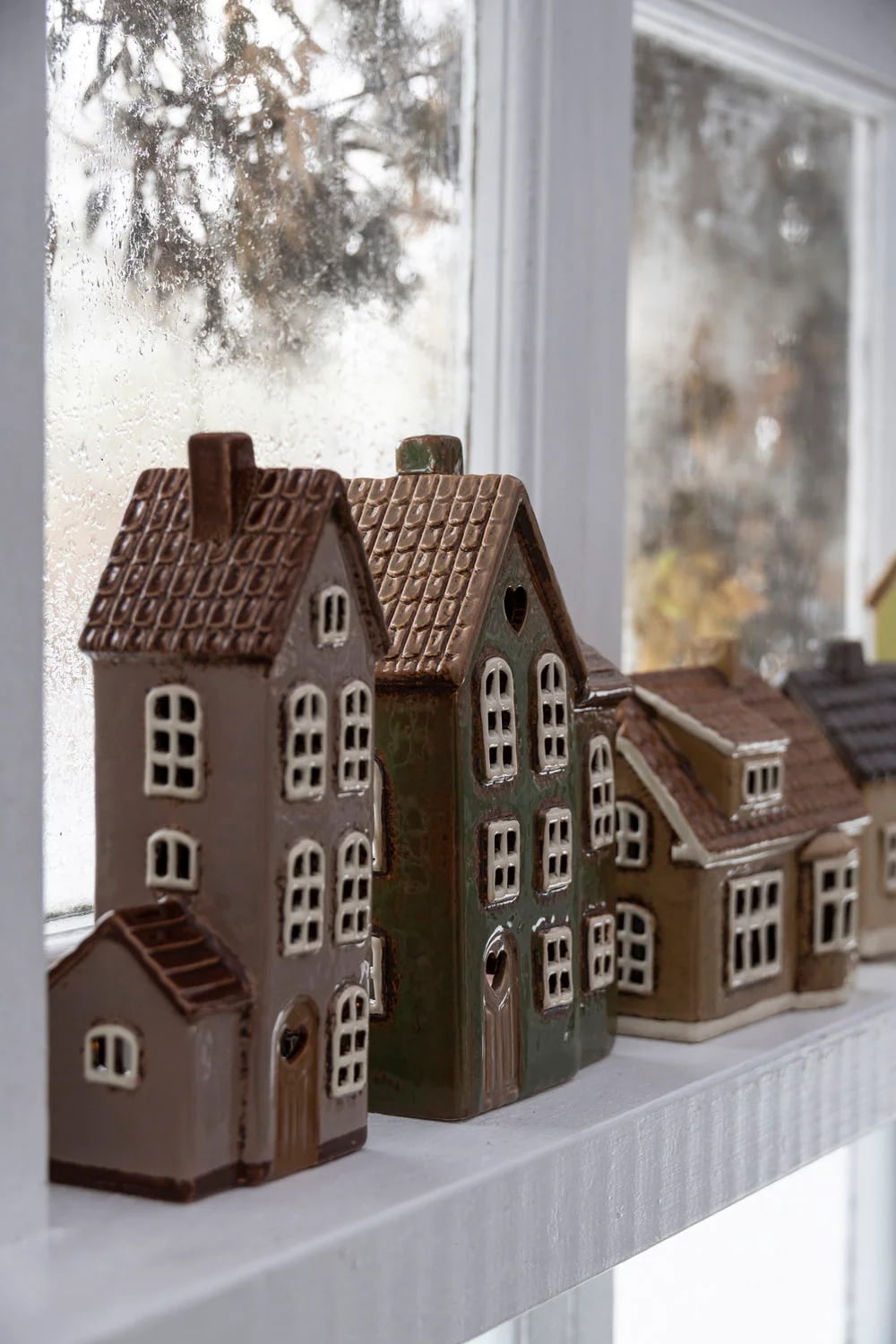 Keramieken Huisje Bruin met Zijhuis