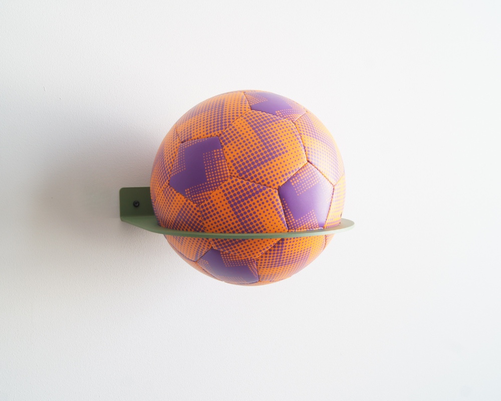 STERKSTAEL Ball Salie Groen ø 20cm - industriële balhouder muur - wandbevestiging - kleur groen - poedercoating - staal