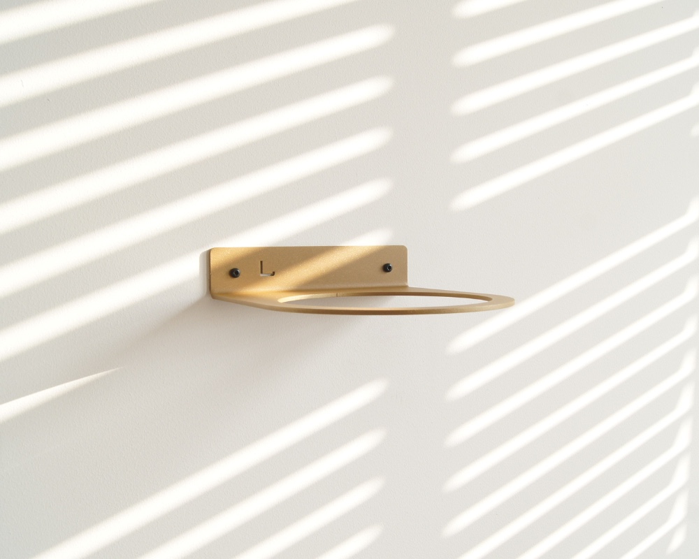 STERKSTAEL Flora S Eco Pot Petrol Green - bloempothouder - kleur houder goud - kleur pot donkergroen - inclusief bloempot ø12cm - poedercoating - staal