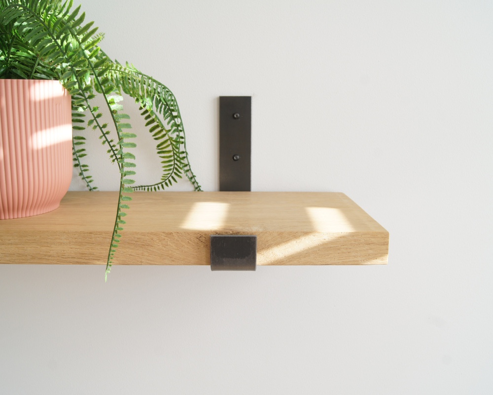 STERKSTAEL Odin Gun Metal - industriële plankdrager – geschikt voor een plank van 20 cm – kleur naturel gunmetal – incl. bevestigingsmateriaal - poedercoating – staal - 1 stuk