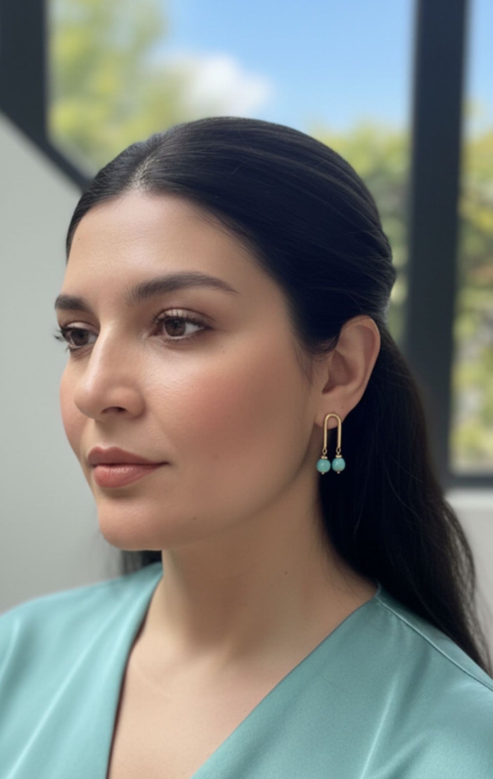 Turquoise jade oorbellen