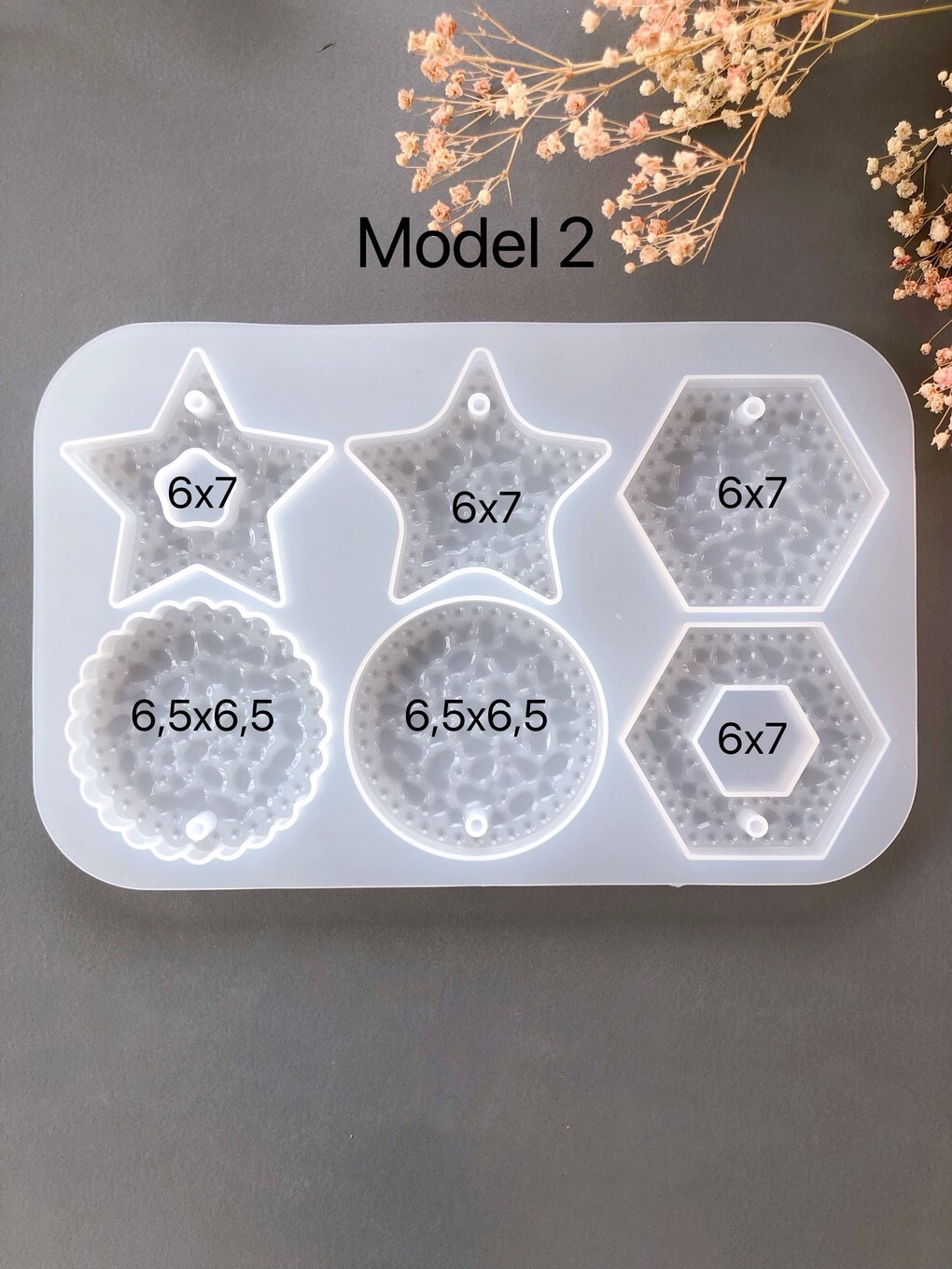 epoxy-resi-33303863-3136-3438-6461-623534633065-v3-1.jpeg Decoratieve Hangers - maak je eigen home deco van giethars!