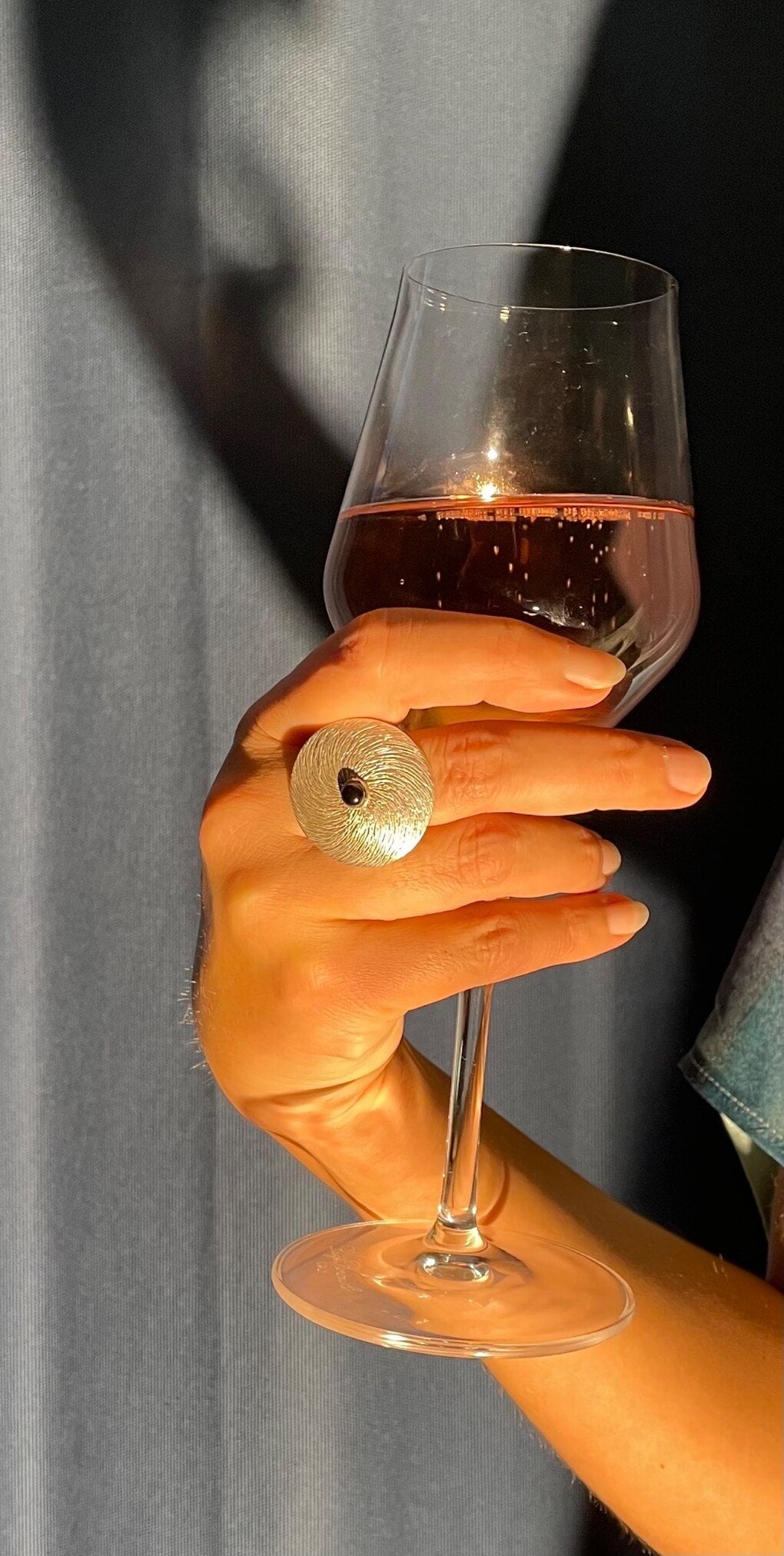 zw7sx-65656562-3531-3438-3739-626334303163-v3.jpeg Zilveren ring met Onyx