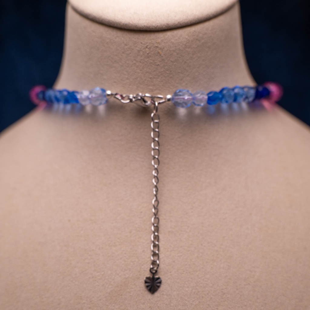 Ketting van roze en blauwe facetkralen - 106331 Ketting van roze en blauwe facetkralen