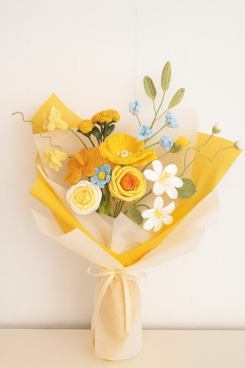 Handgemaakt Geel Bloemenboeket van Haakwerk – Perfect voor Cadeau o… - 102292 Handgemaakt Geel Bloemenboeket van Haakwerk – Perfect voor Cadeau of Decoratie