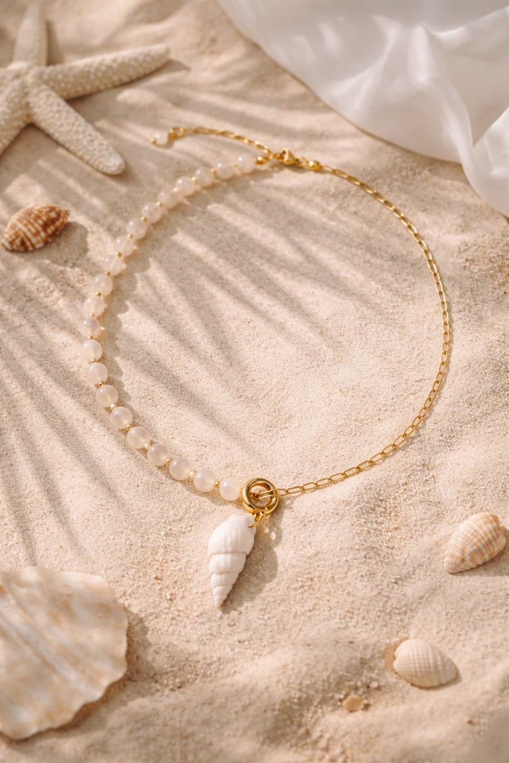 ✨ Solea – Schelp & Witte Jade Ketting - 127912 ✨ Solea – Schelp & Witte Jade Ketting