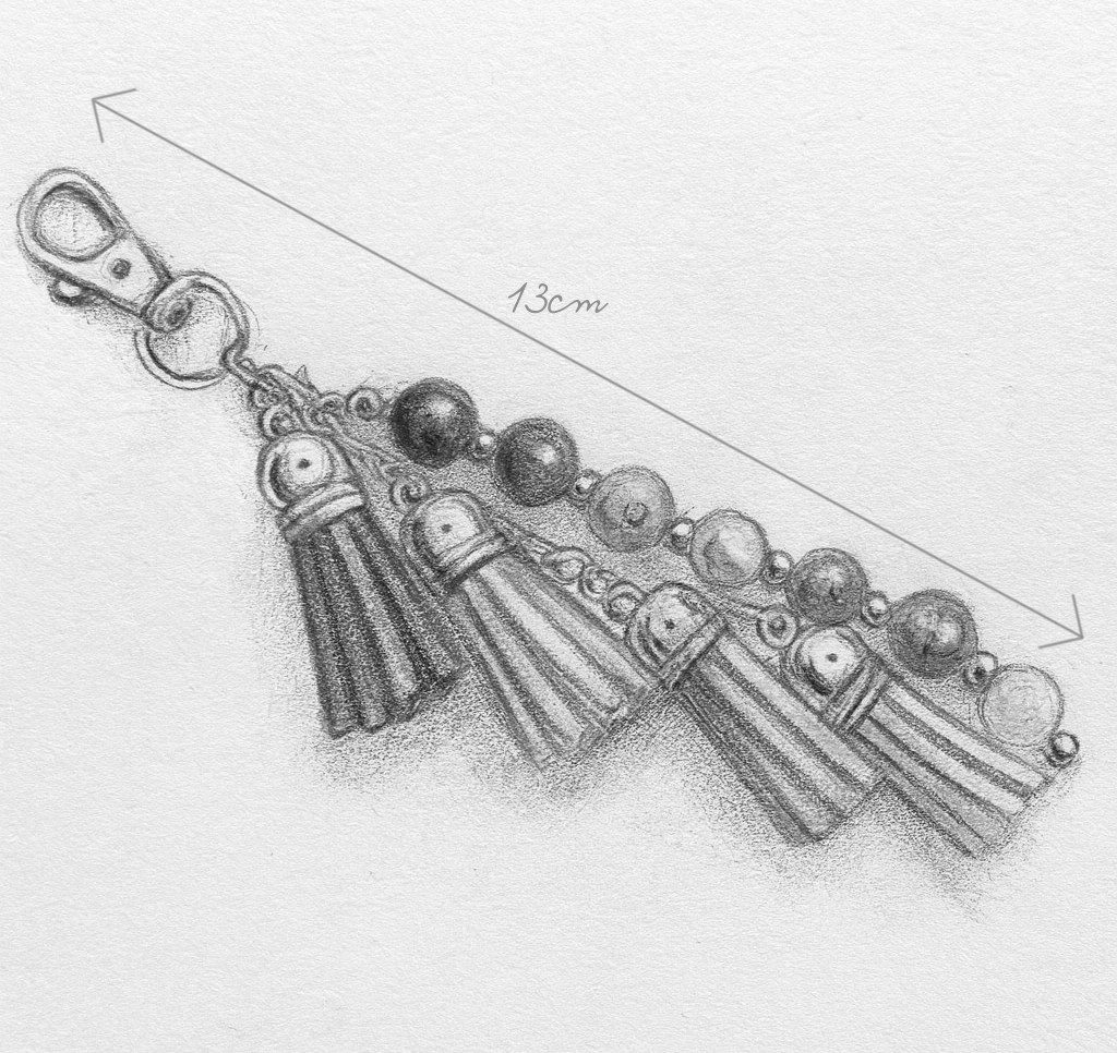 Handgemaakte bag charm met kralen en kwastjes - HG80078