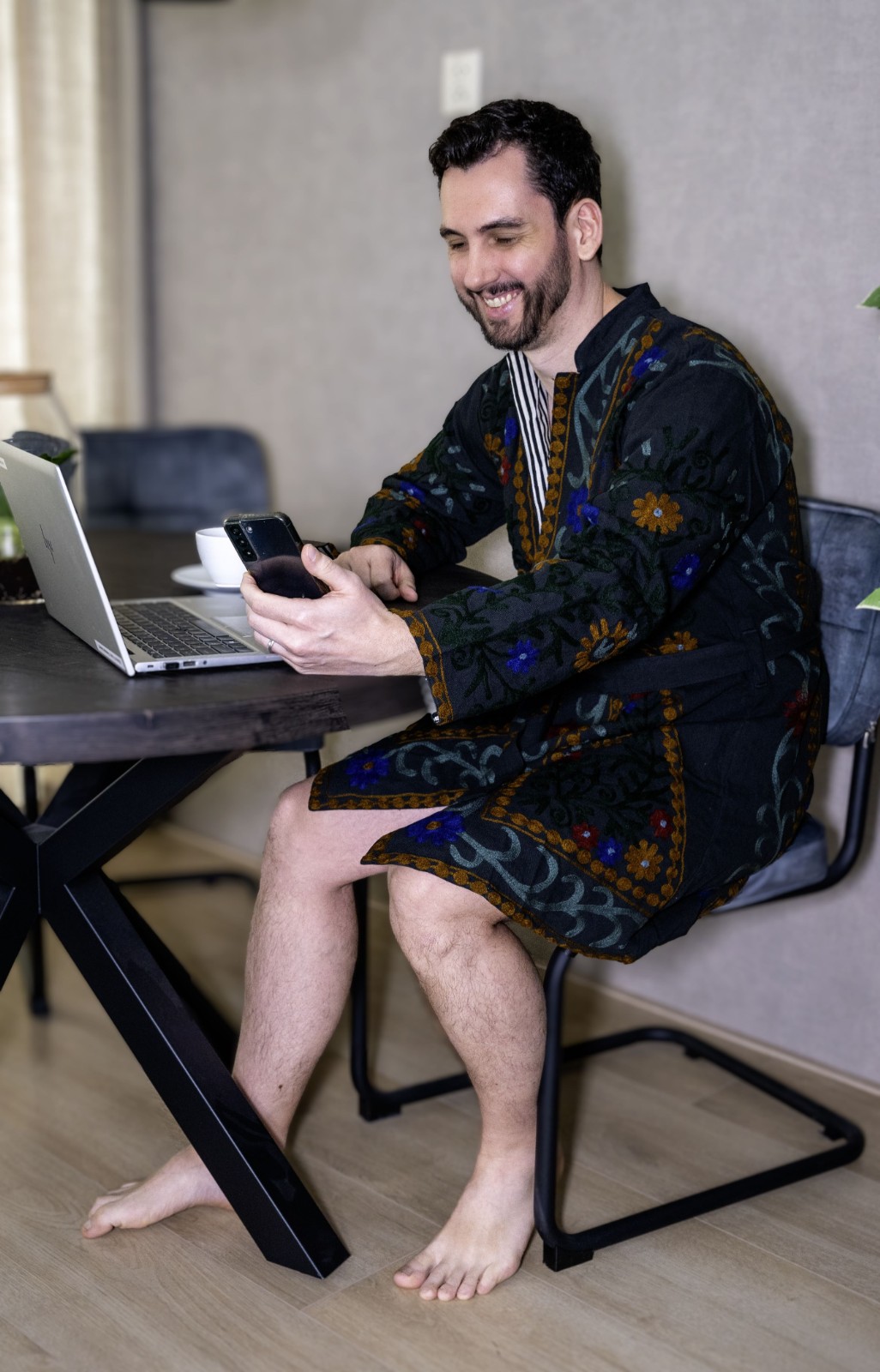 Kimono - Unisex - One size fits all - Indian Bloom Collection - Black - 58534.jpeg Kimono - Unisex - One size fits all - Indian Bloom Collection - Black