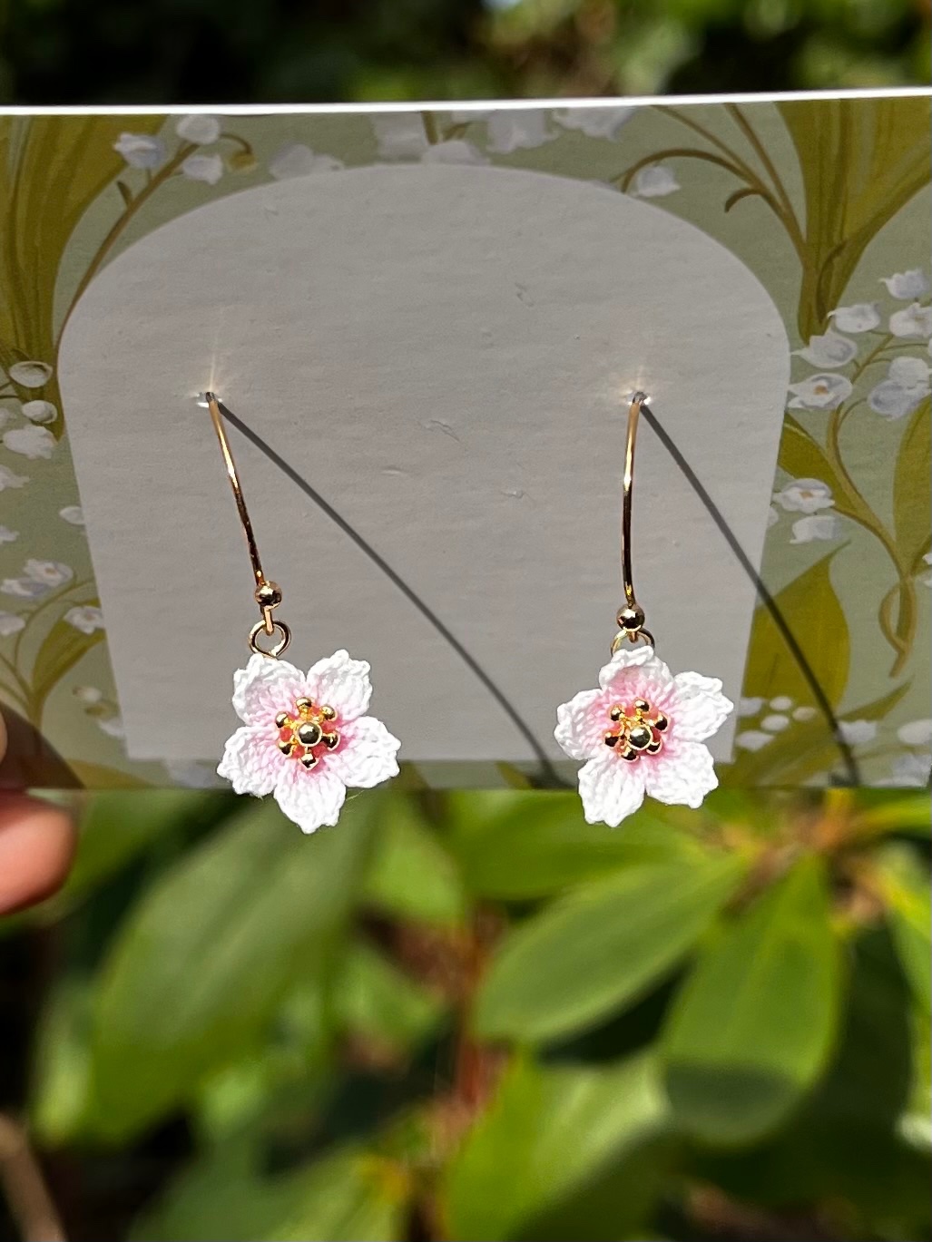 Micro gehaakte kersenbloesem sieradenset