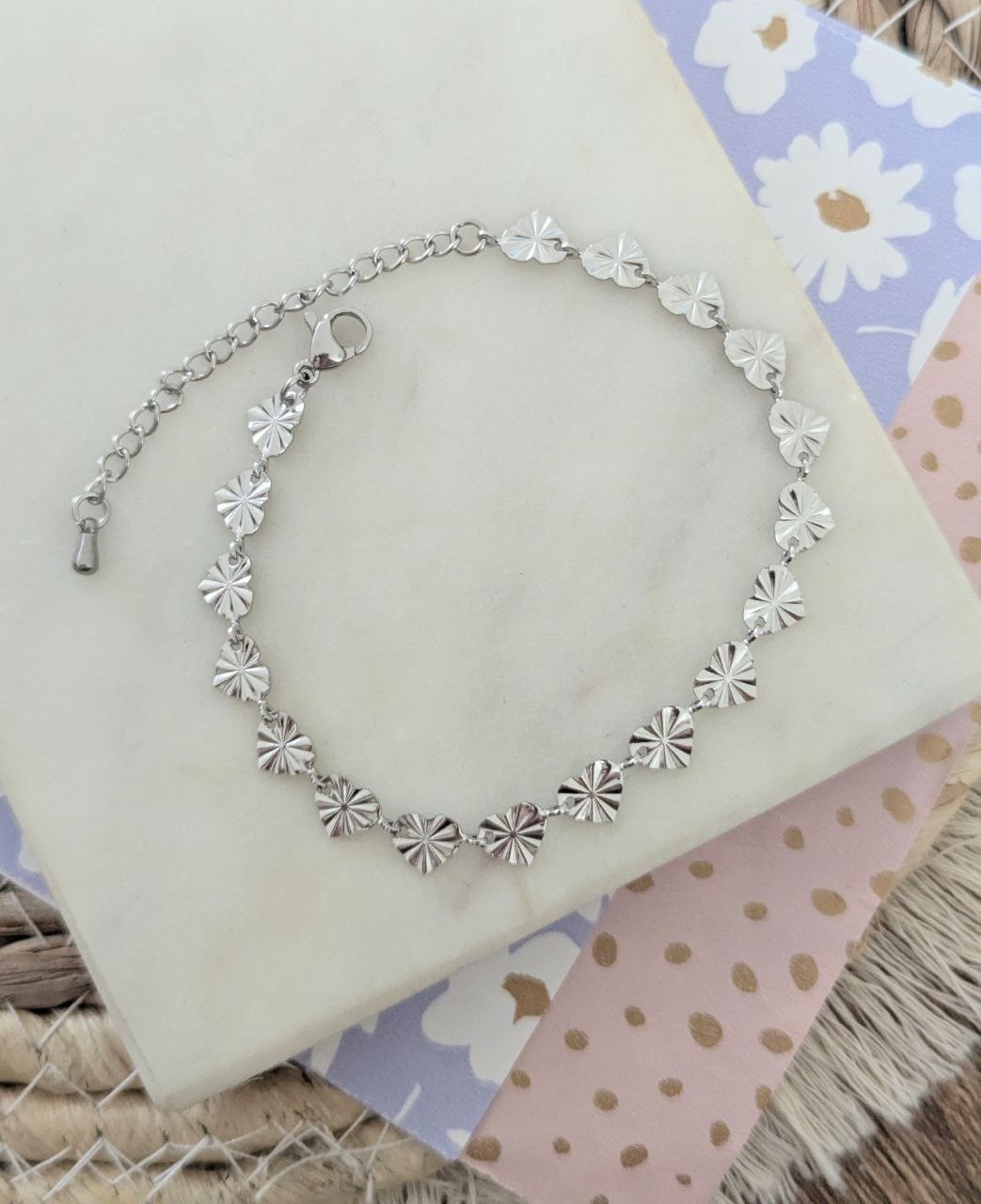 Silver Love Chain – Stainless Steel Hartjesarmband