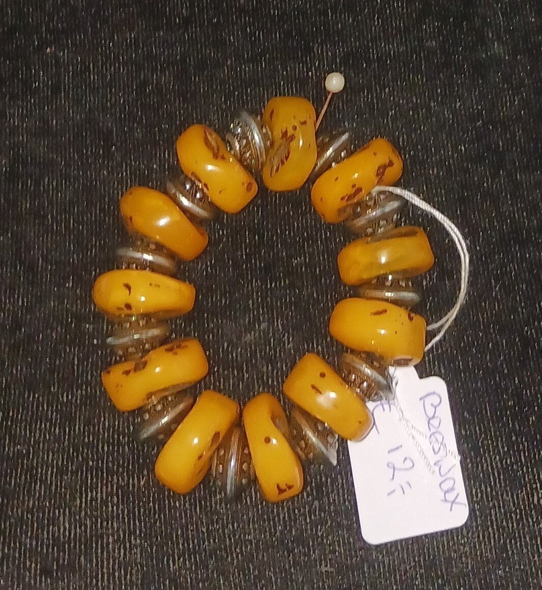 Halsketting van Oude Baltische Bijenwas - 100201 Halsketting van Oude Baltische Bijenwas