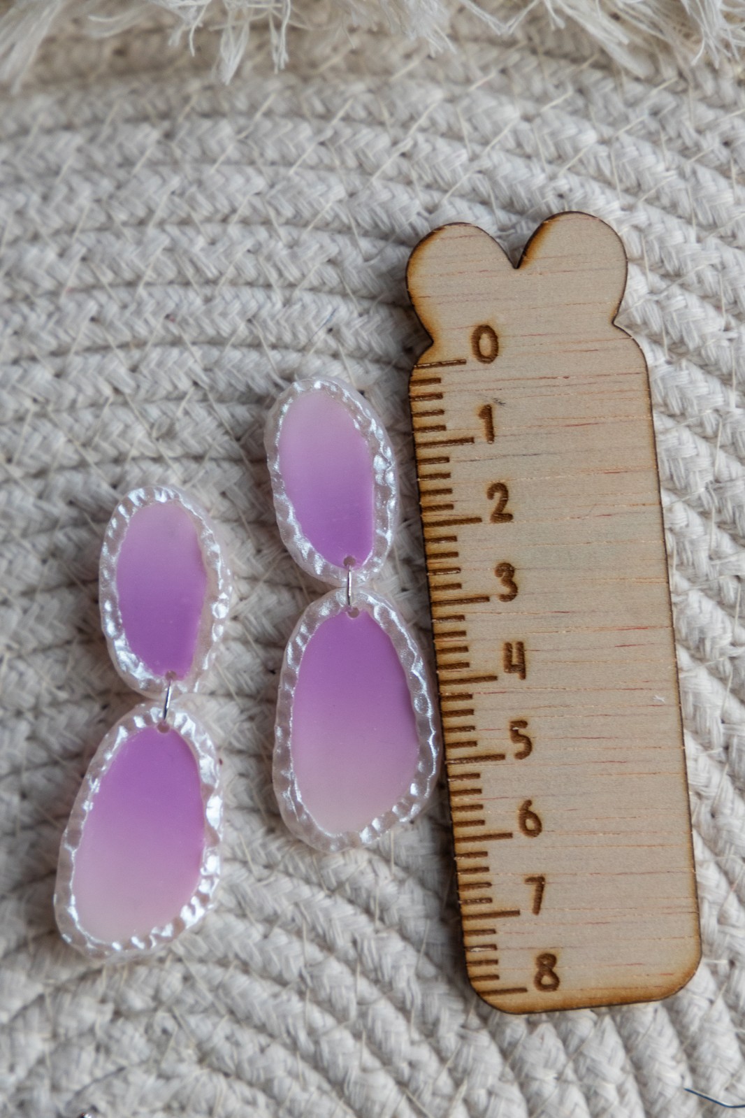 Oorbellen | Astrid Frosted Lilac - 59649.jpeg Oorbellen | Astrid Frosted Lilac