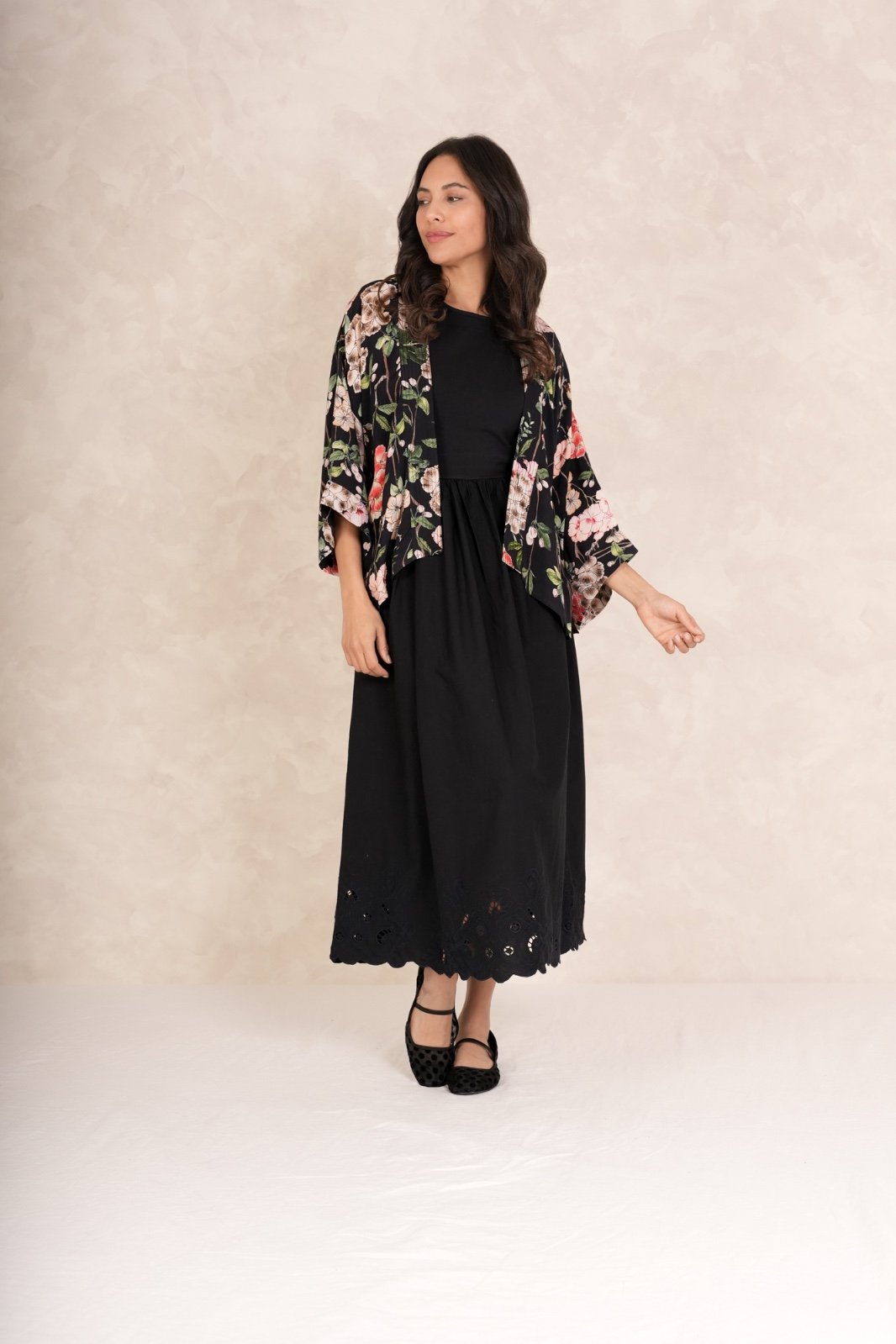 Trailing Blossom Kimono - 85624 Trailing Blossom Kimono black