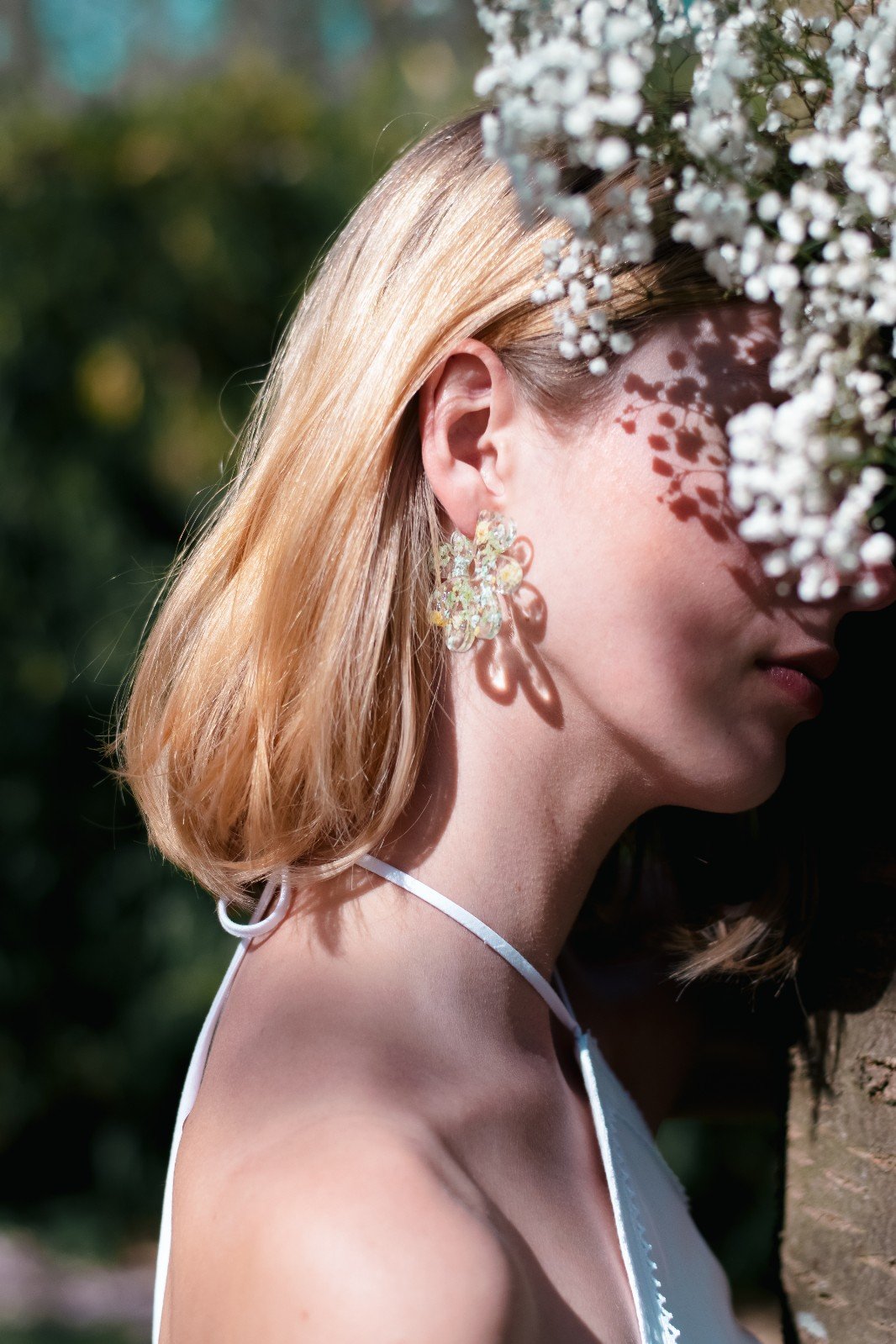 Organische Bloemen Hoop Oorbellen met Pastelkleurige Bloemenn - 91708 Organische Bloemen Hoop Oorbellen met Pastelkleurige Bloemen (Eternal Spring)