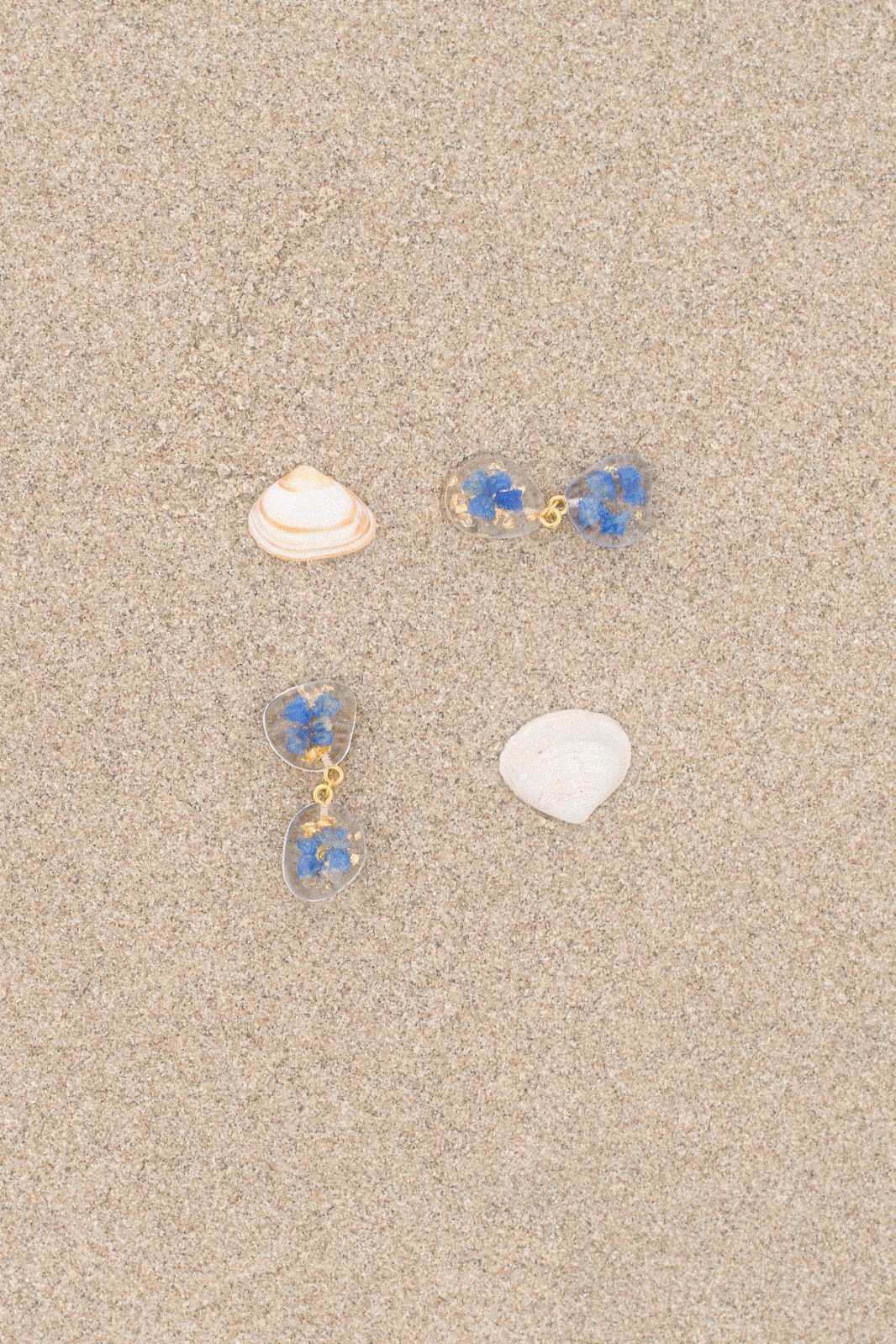 Statement Oorbellen met 2 Stenen Gevuld Echte Bloemen uit Den Haag - 91710 Statement Oorbellen met 2 Stenen Gevuld Echte Bloemen uit Den Haag (The Tide)