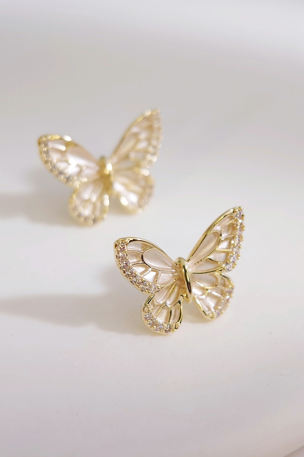 14K Vergulde Vlinder Oorbellen – S925 Zilver