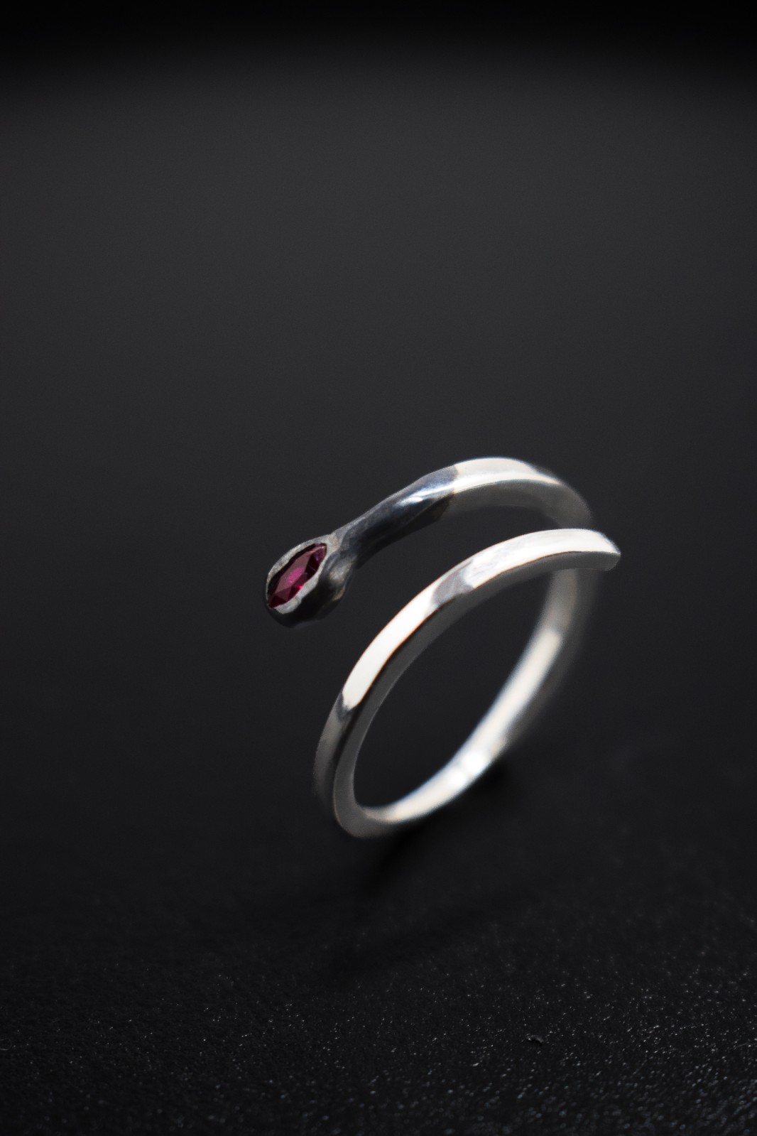 Zilveren open ring - Lucifer - 122941 Zilveren open ring - Lucifer