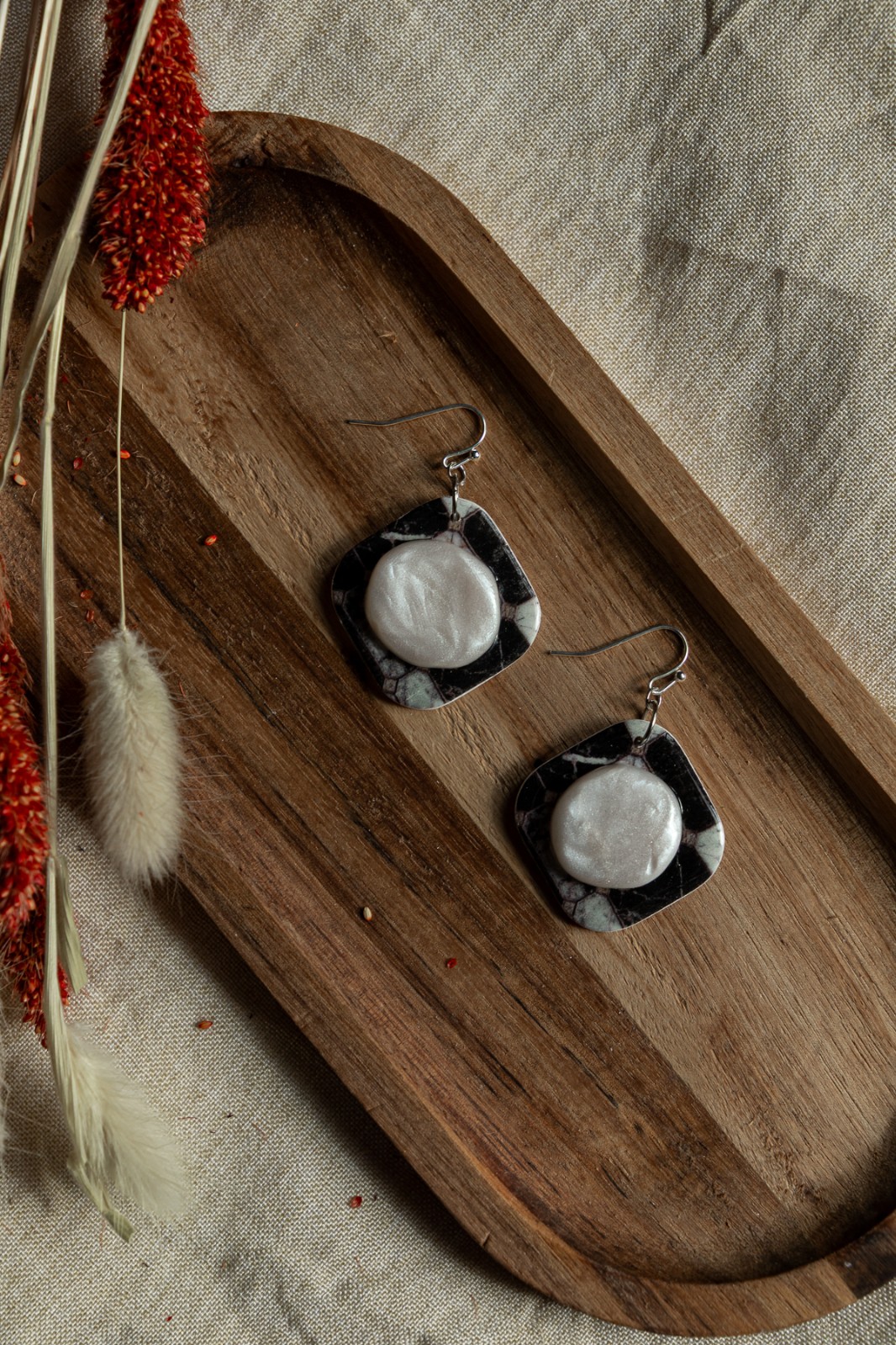 Oorbellen | Parelmoer Stone - 128010 Oorbellen | Parelmoer Stone