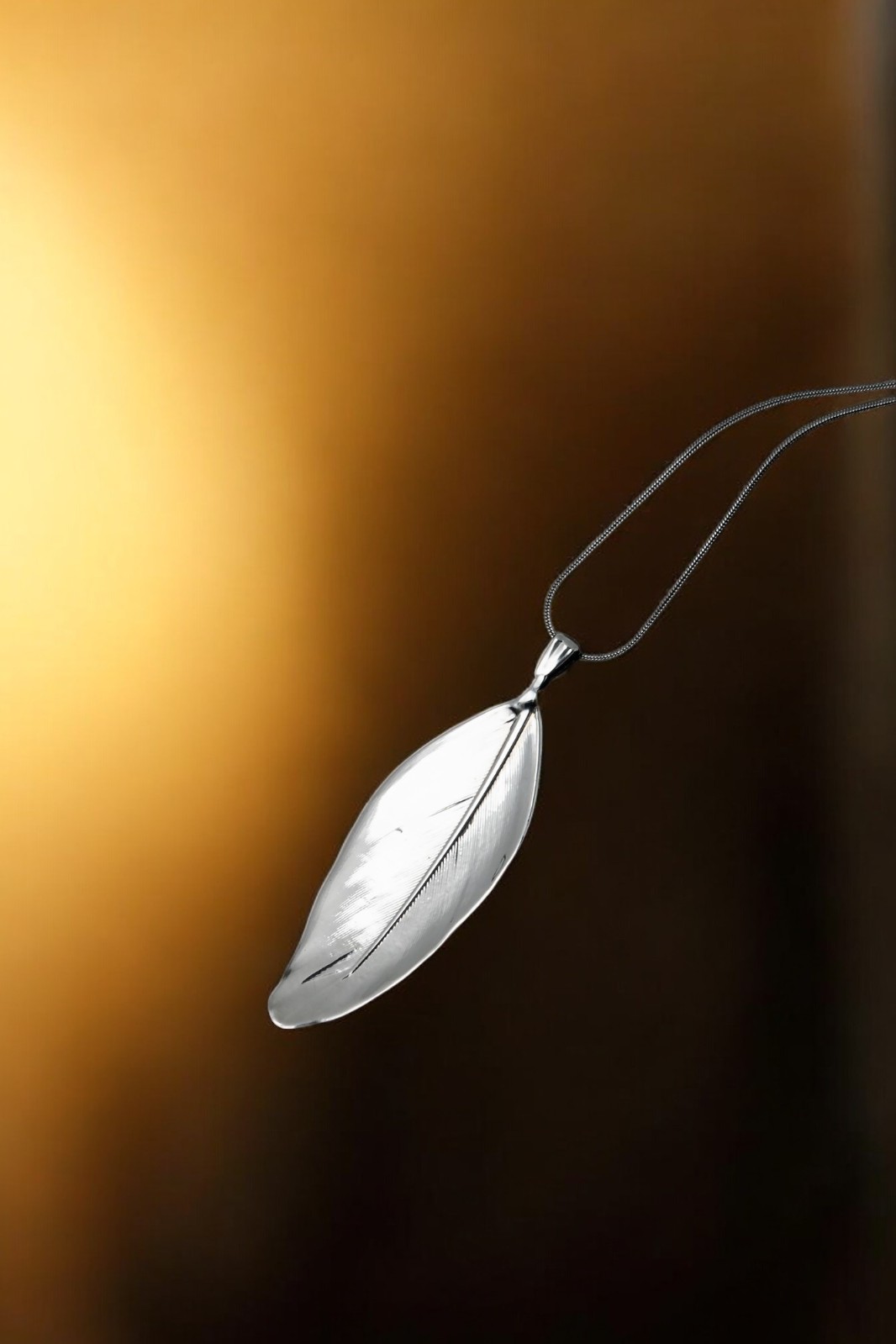 Merelveer hanger - 24 karaat goud of zilver - Echte merelveer