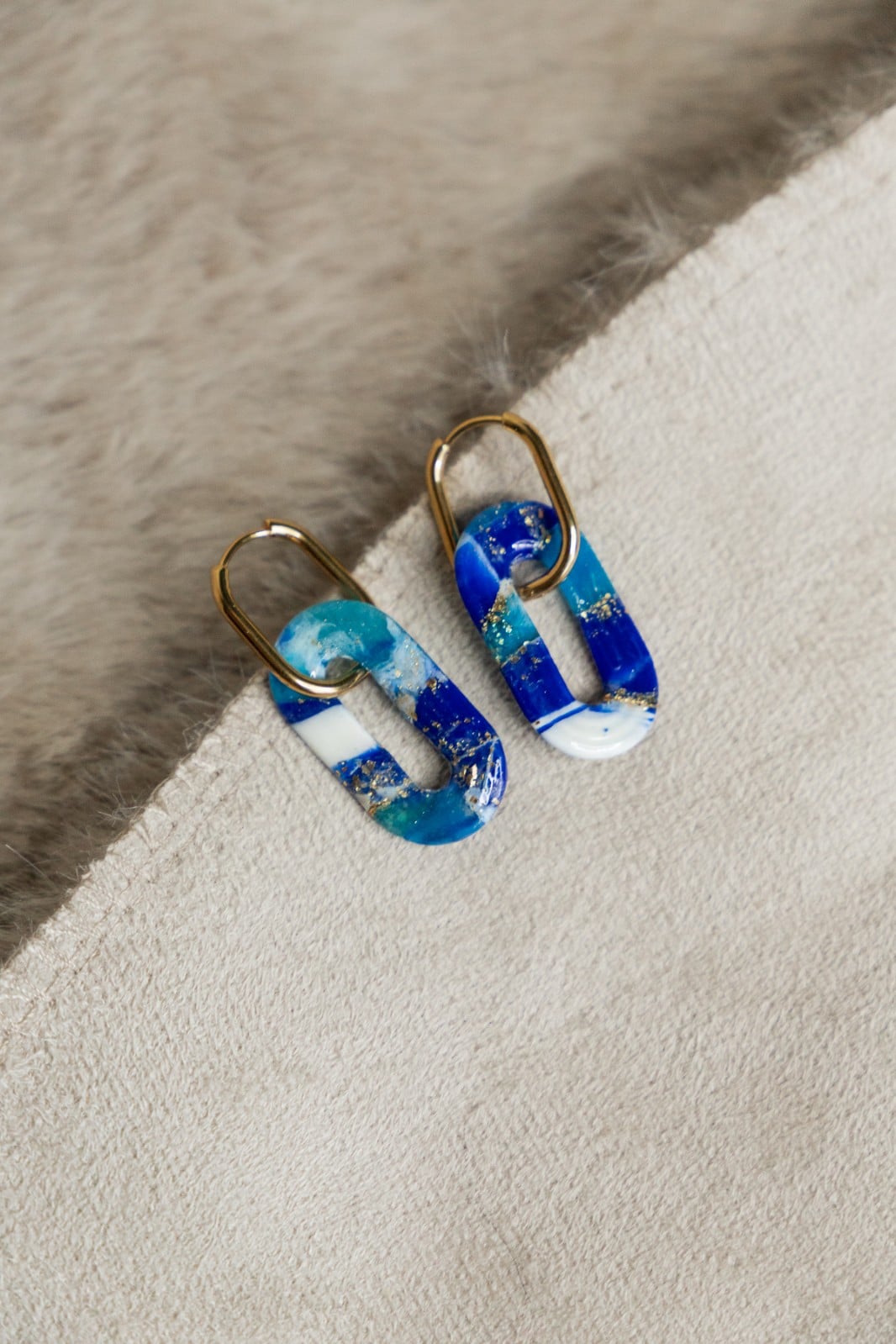 Oorbellen | Blue City Huggie - 147557 Oorbellen | Blue City Huggie
