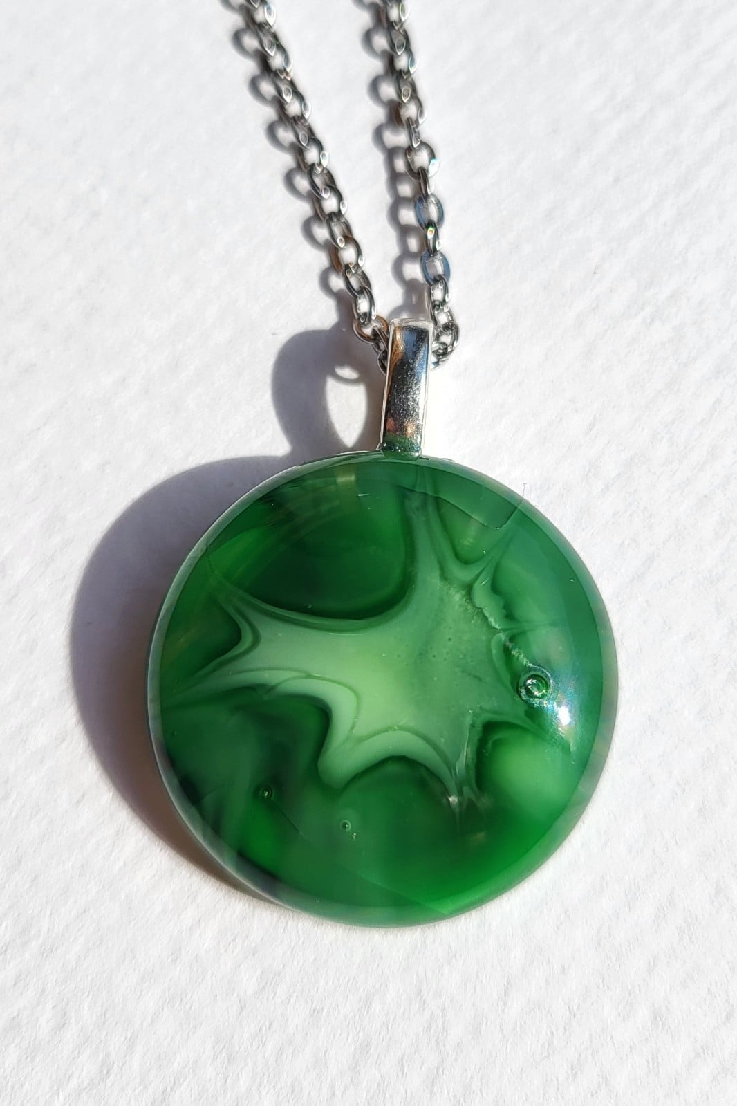 RVS ketting met uniek "Groen knal" glas hanger - 140027 RVS ketting met uniek "Groen knal" glas hanger