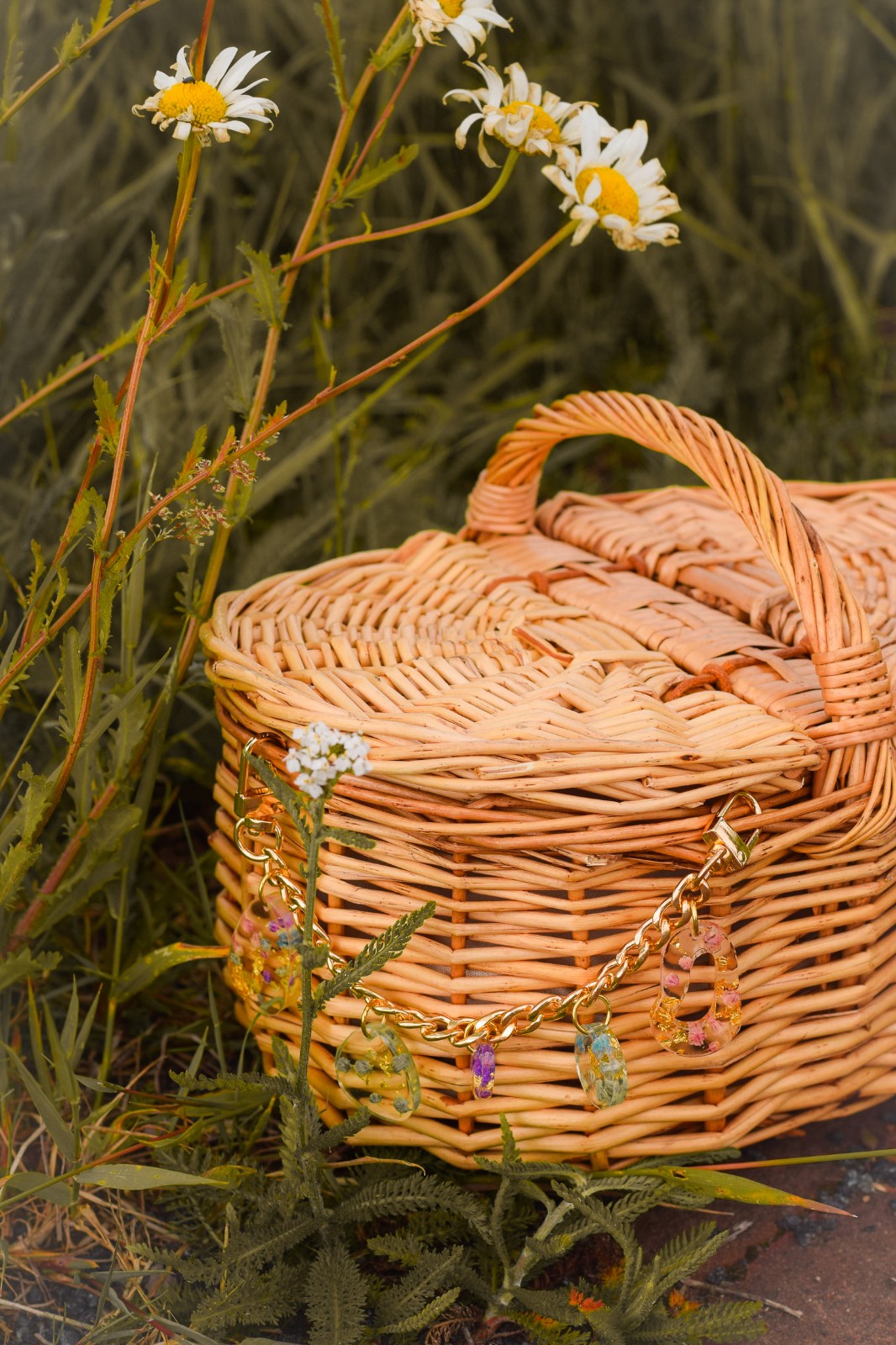 Tassenhanger (Bagchain) met Echte Bloemen uit Den Haag - 91346 Tassenhanger (Bagchain) met Echte Bloemen uit Den Haag (Jardin d'Été)