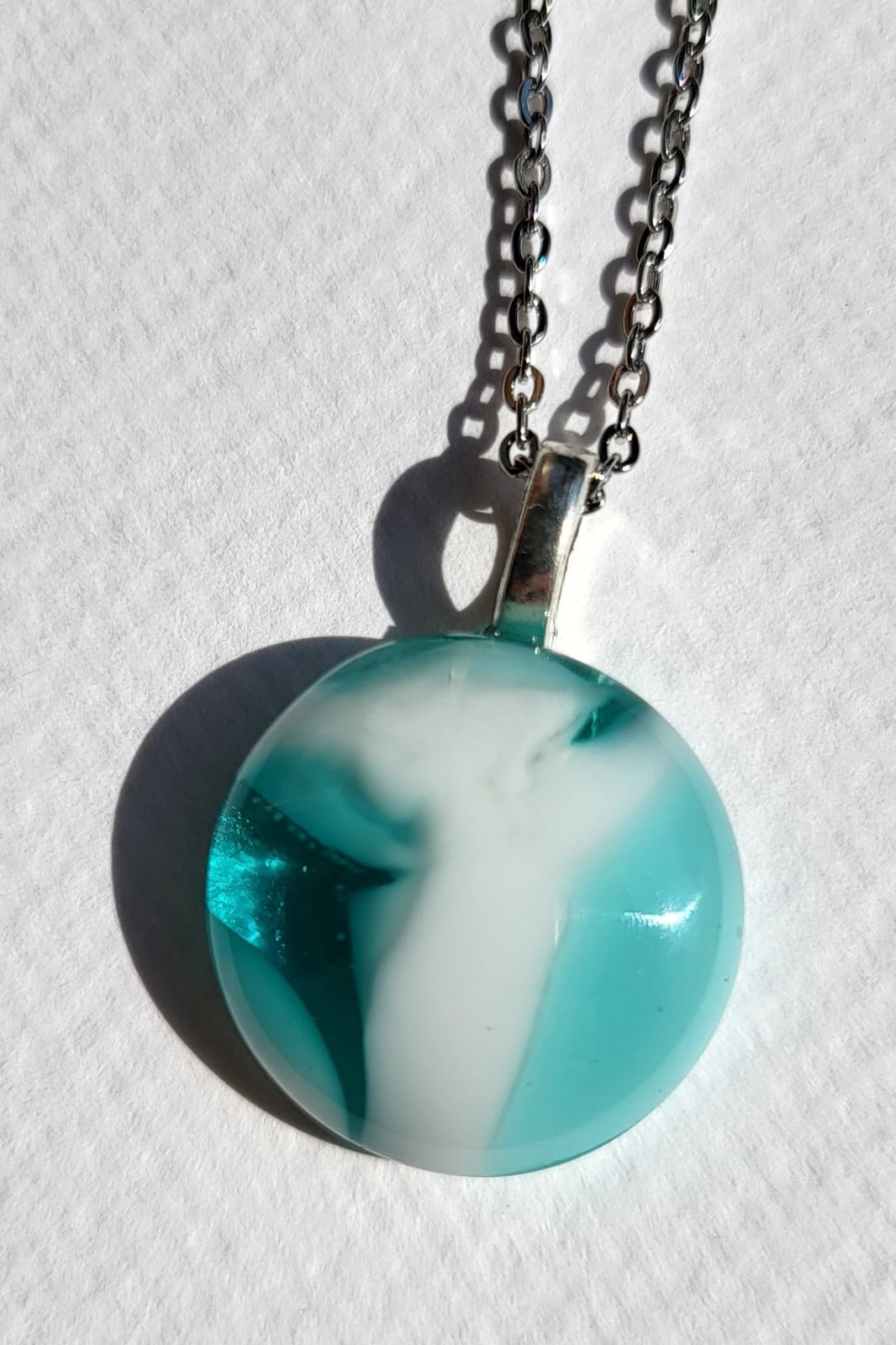 RVS ketting met uniek "Cayo Sal Herinneringen" glas hanger