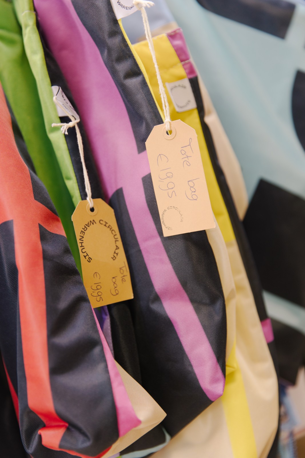 Dutch Design Week X Circulair Warenhuis - Hobo bag - 91626 Dutch Design Week X Circulair Warenhuis - Hobo bag