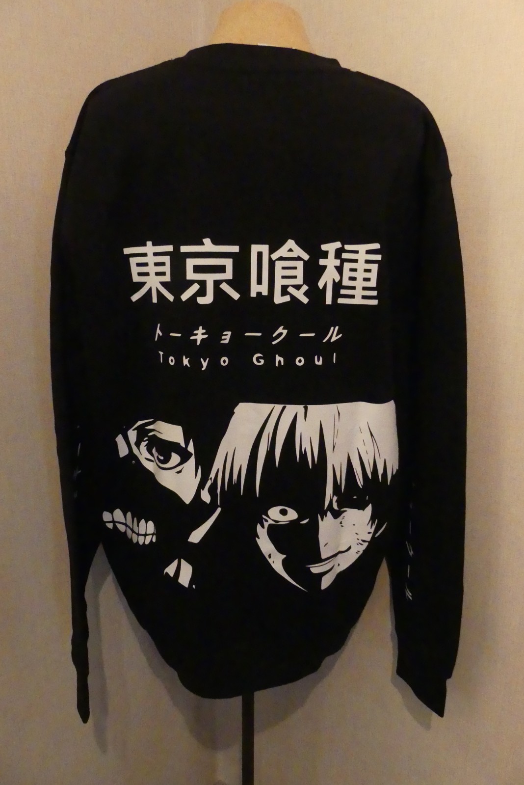 Sweater "Tokyo Ghoul" - 146136 Sweater "Tokyo Ghoul"