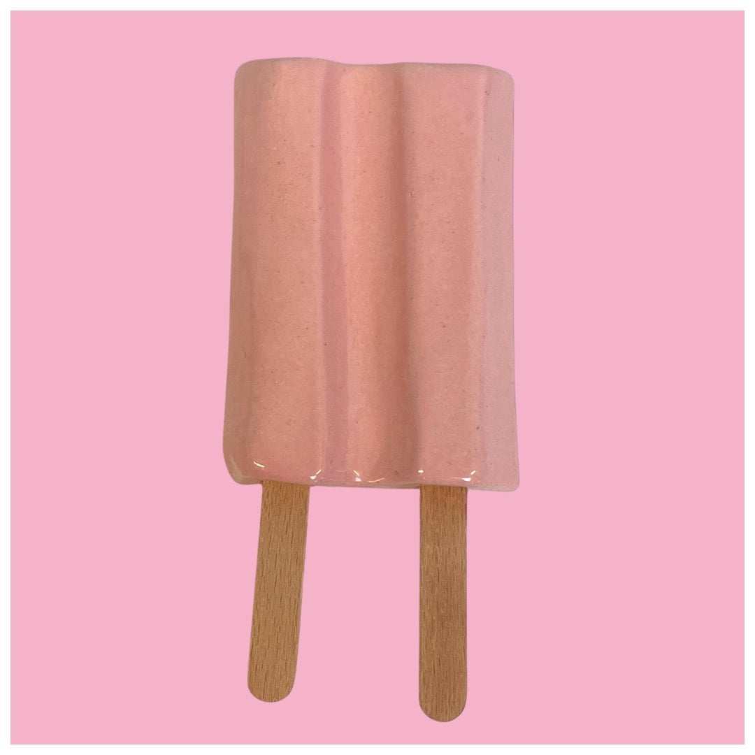 Roze dubbellikker van keramiek