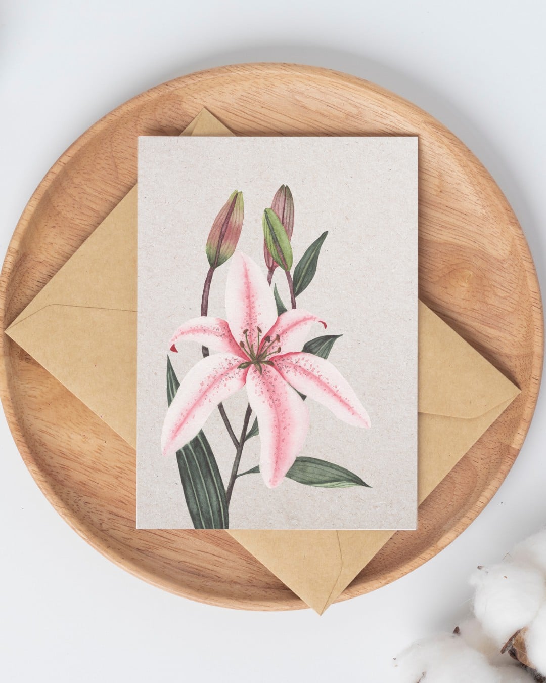 A6 wenskaart dubbel op duurzaam eco-vezelpapier met craft envelop - r… - 104806 A6 wenskaart dubbel op duurzaam eco-vezelpapier met craft envelop - roze Lelie