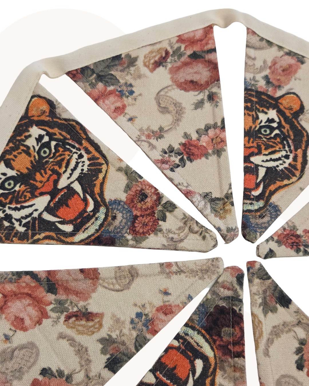 Decoratieset Vlaggenlijn + Vaantje | Tijger / Bloemenprint