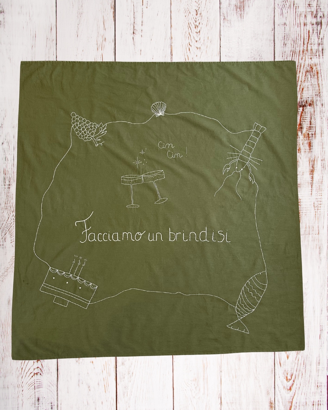 Feestelijk tafellaken “Facciamo un brindisi” – handgeborduurd - 104466 Feestelijk tafellaken “Facciamo un brindisi” – handgeborduurd