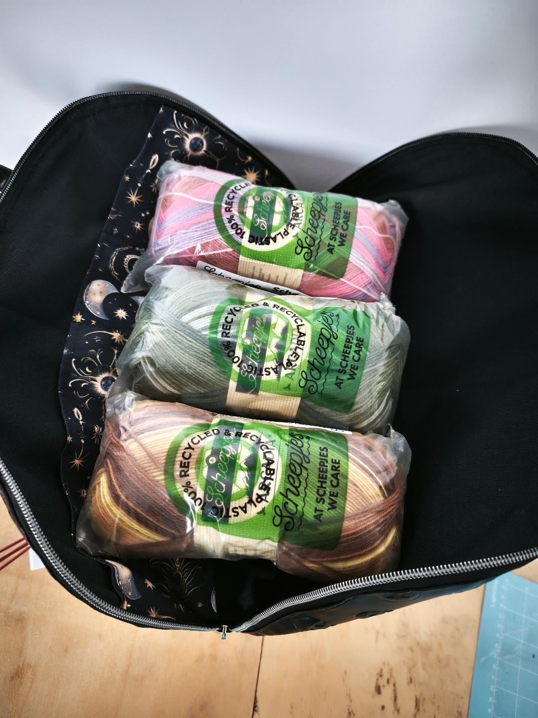 Handgemaakte kunstleren tas met schedelprint – stoer & praktisch - breitas - breimand