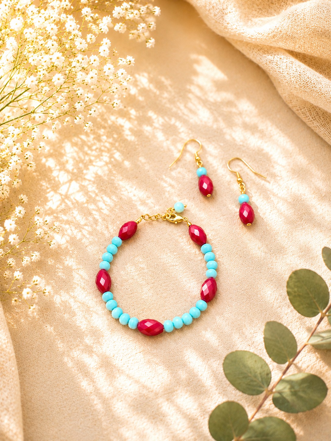 Blauwe en rode glass armband/oorbellen set - 134621 Blauwe en rode glass armband/oorbellen set