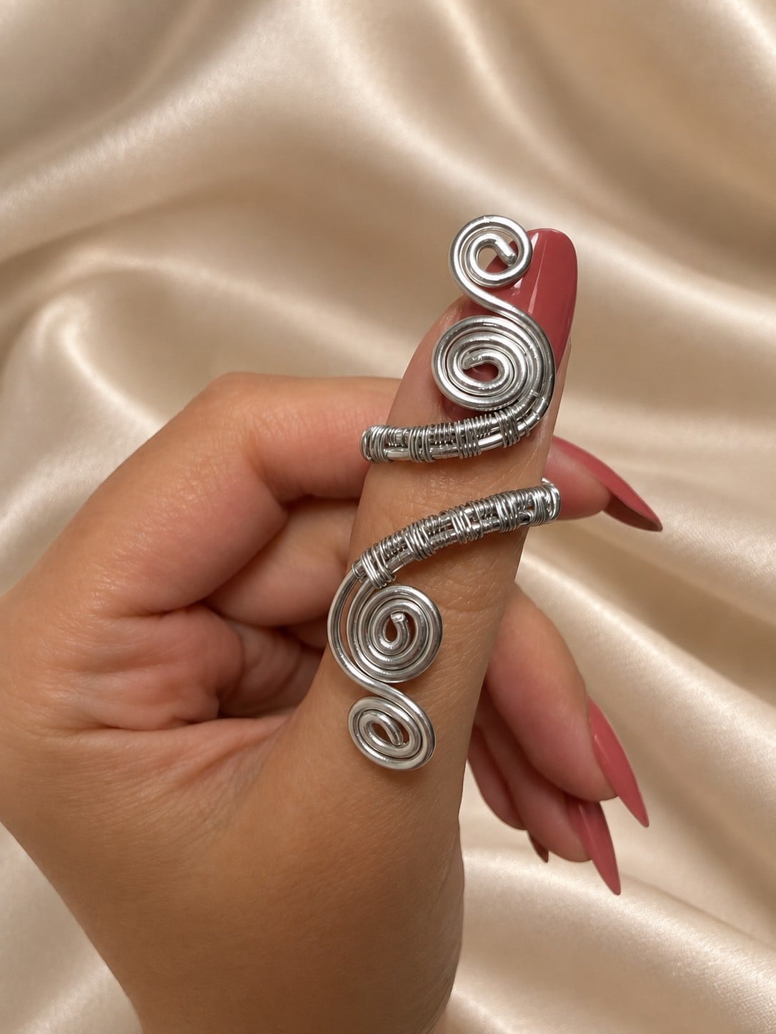 Handgemaakte Zilverkleurige Spiraalring | Verstelbare Statement Ring – Cleopatra's World