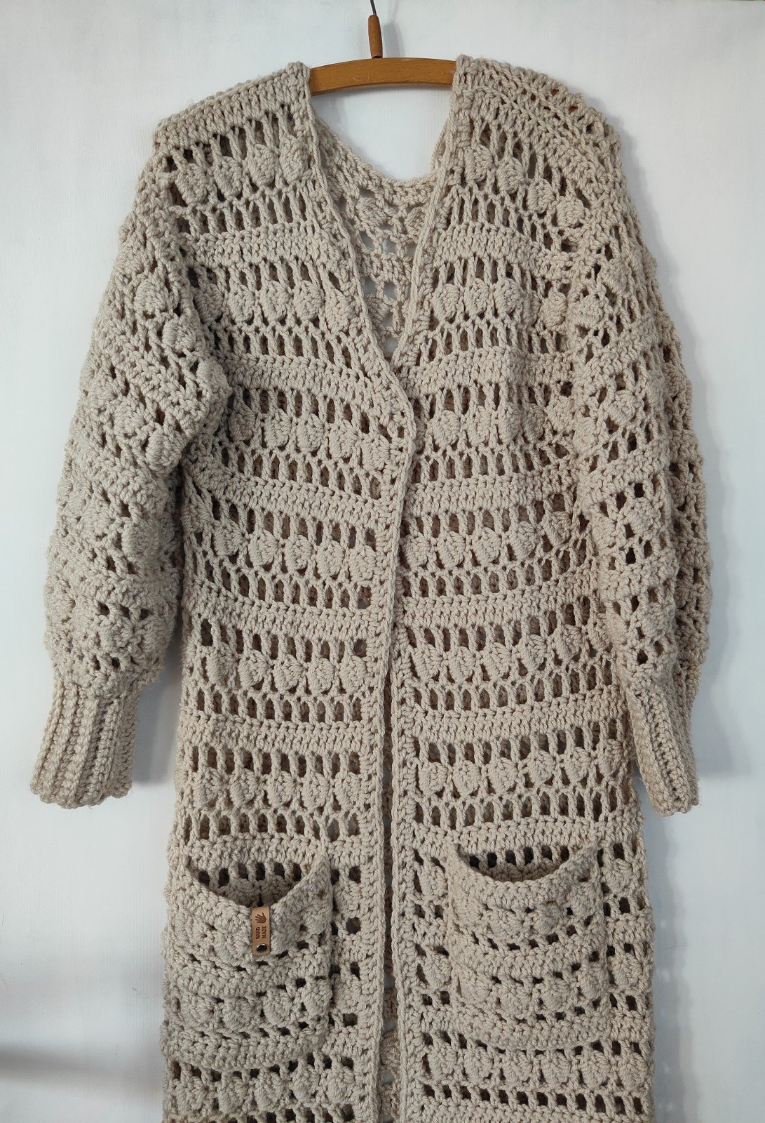 Prachtig ecru hand gehaakt lang vest