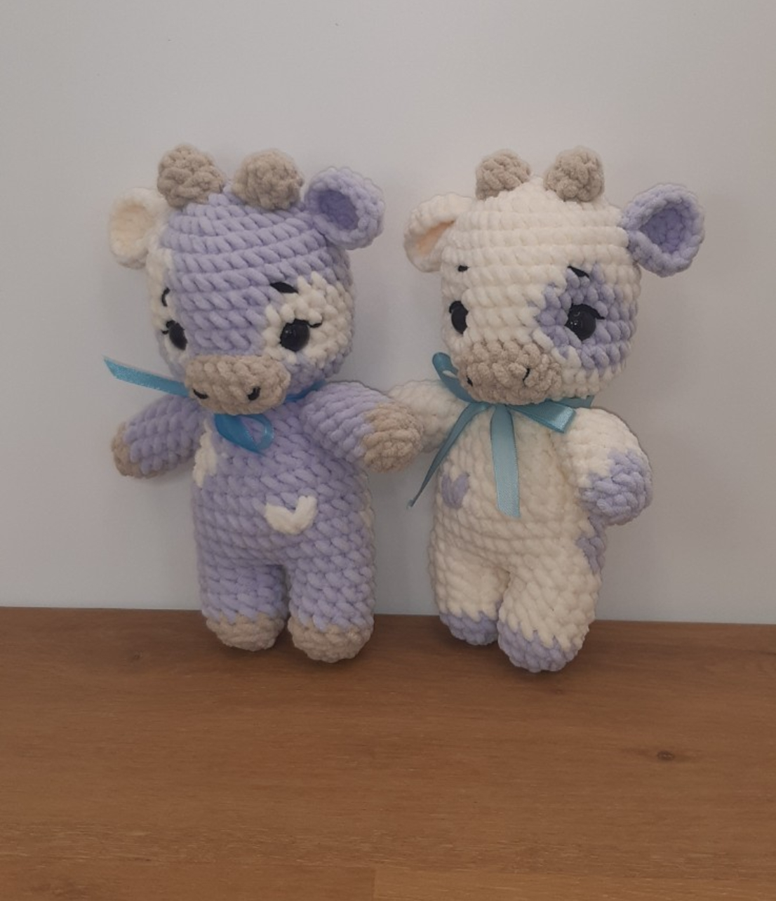 Knuffel kalfje: een heerlijk chenille gehaakte vriendje - 139001 Knuffel kalfje: een heerlijk chenille gehaakte vriendje