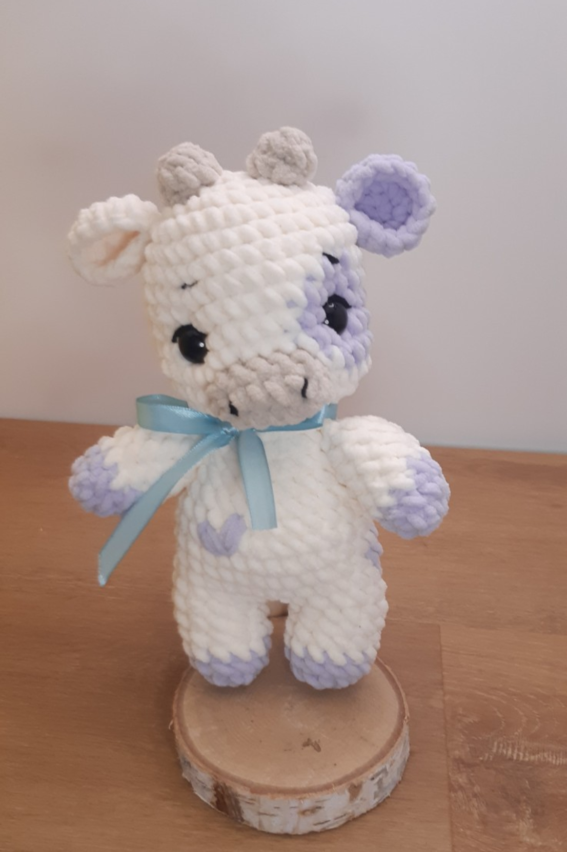 Knuffel kalfje: een heerlijk chenille gehaakte vriendje - 132679 Knuffel kalfje: een heerlijk chenille gehaakte vriendje
