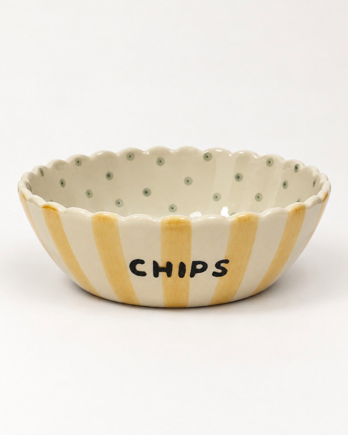 Bloomingville chipsschaal met golfrand en stippen - 156238 Bloomingville chipsschaal met golfrand en stippen