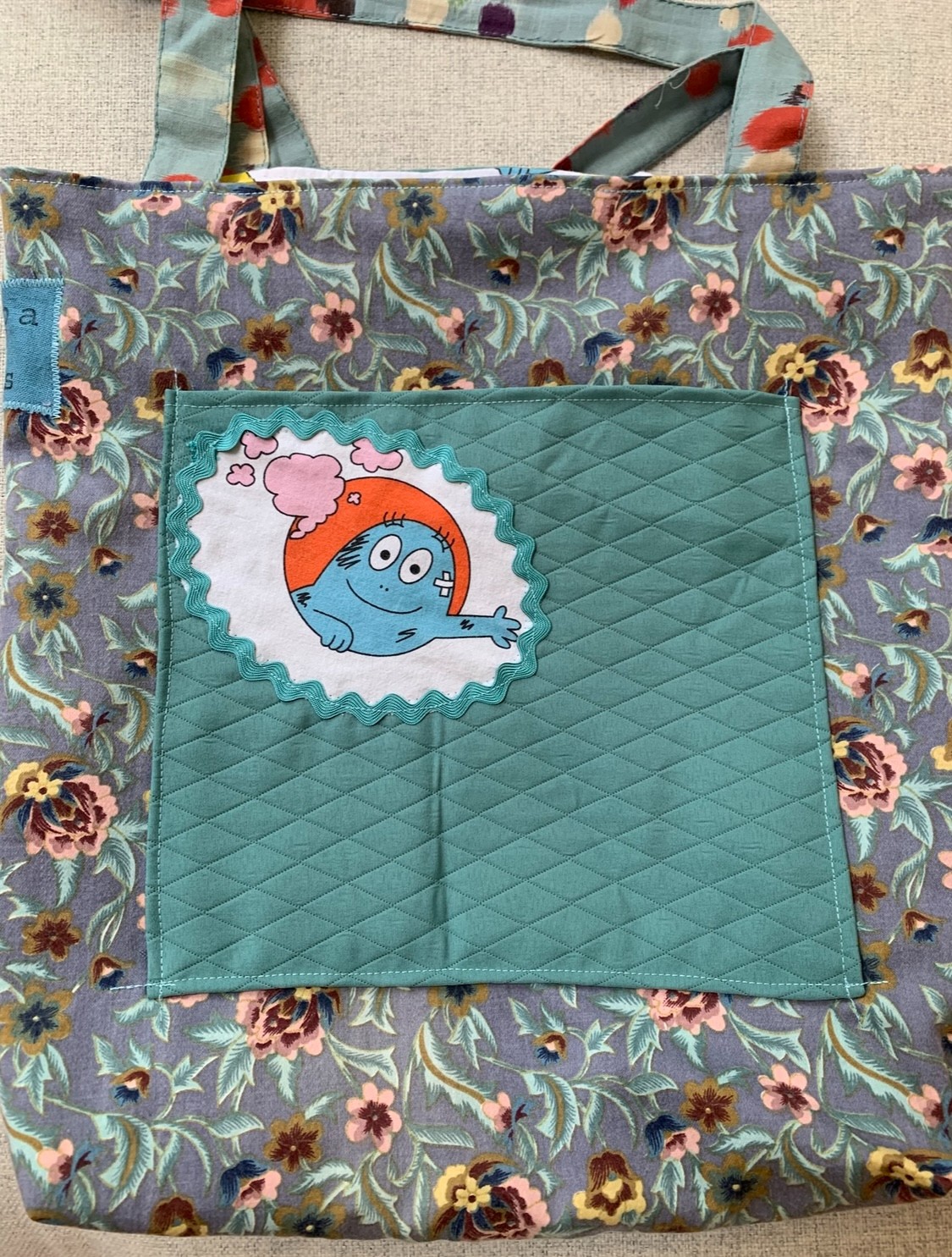 Totebag met geborduurde molen en Barbapa voering - 135976 Totebag met geborduurde molen en Barbapa voering
