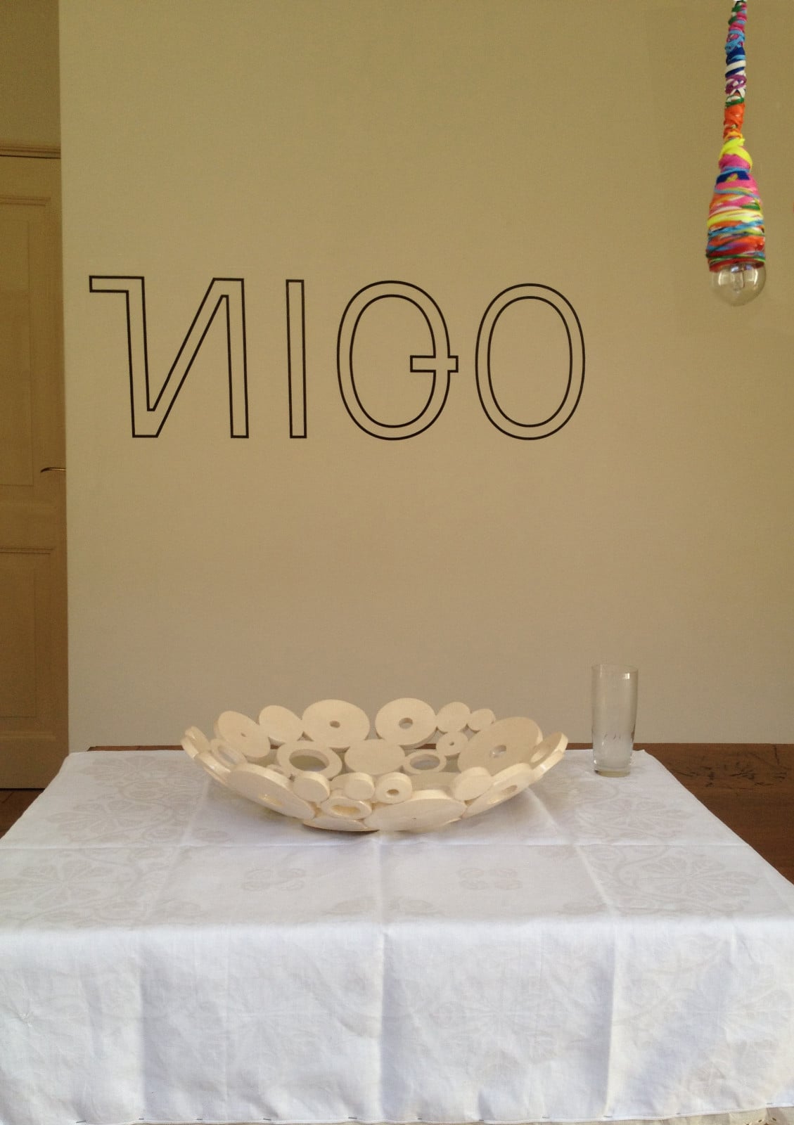 Handgemaakte schaal keramiek, gesigneerd en genummerd(Ø 40 cm) Nicol… - 109111 Handgemaakte schaal keramiek, gesigneerd en genummerd(Ø 40 cm) Nicolaas Maathuis (NIC-O)