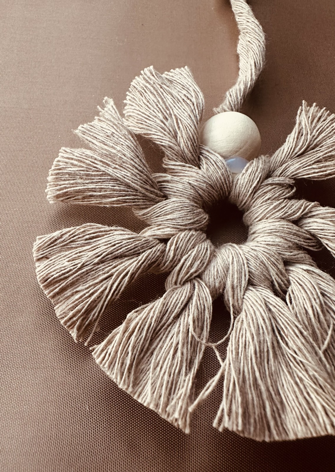 Handgemaakte kersthanger beige engel van hout – kerstdecoratie - 153684 Handgemaakte kersthanger beige engel van hout – kerstdecoratie