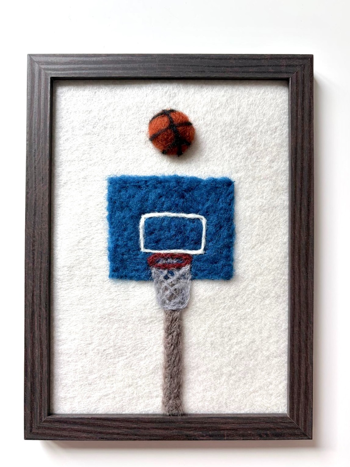 Basketbal - unieke handgemaakte wanddecoratie in wol - 143650 Basketbal - unieke handgemaakte wanddecoratie in wol