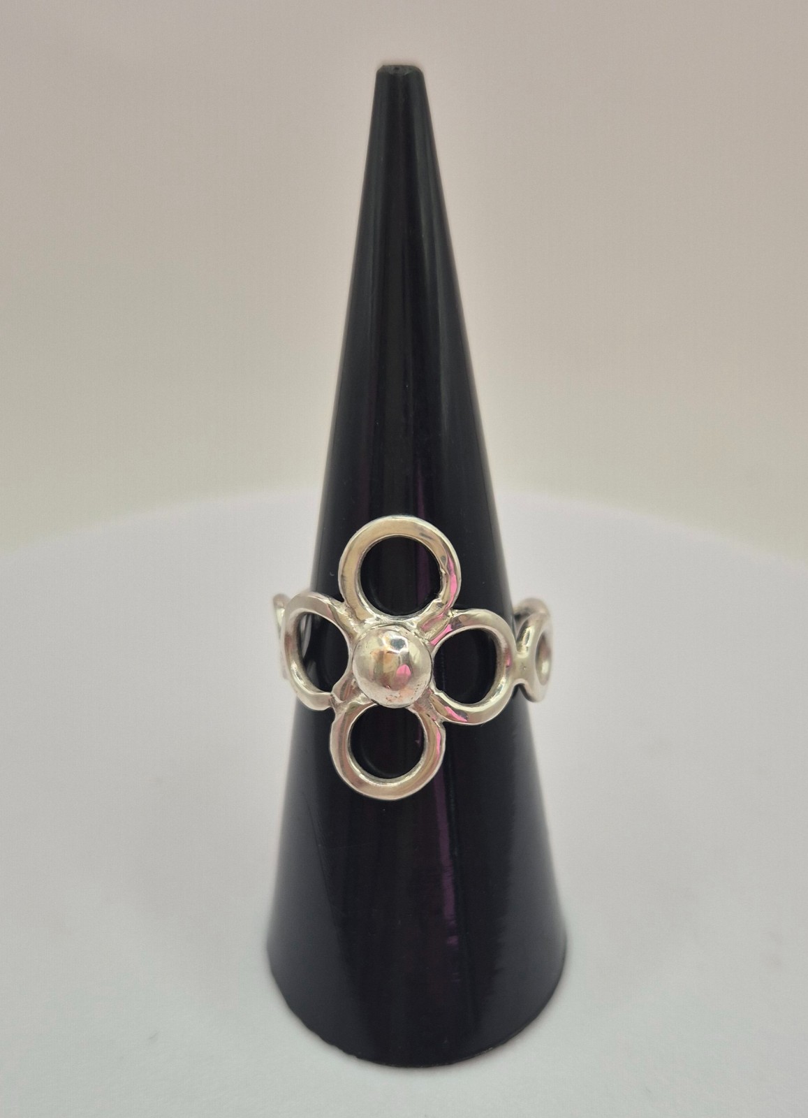 Zilveren bloemen ring